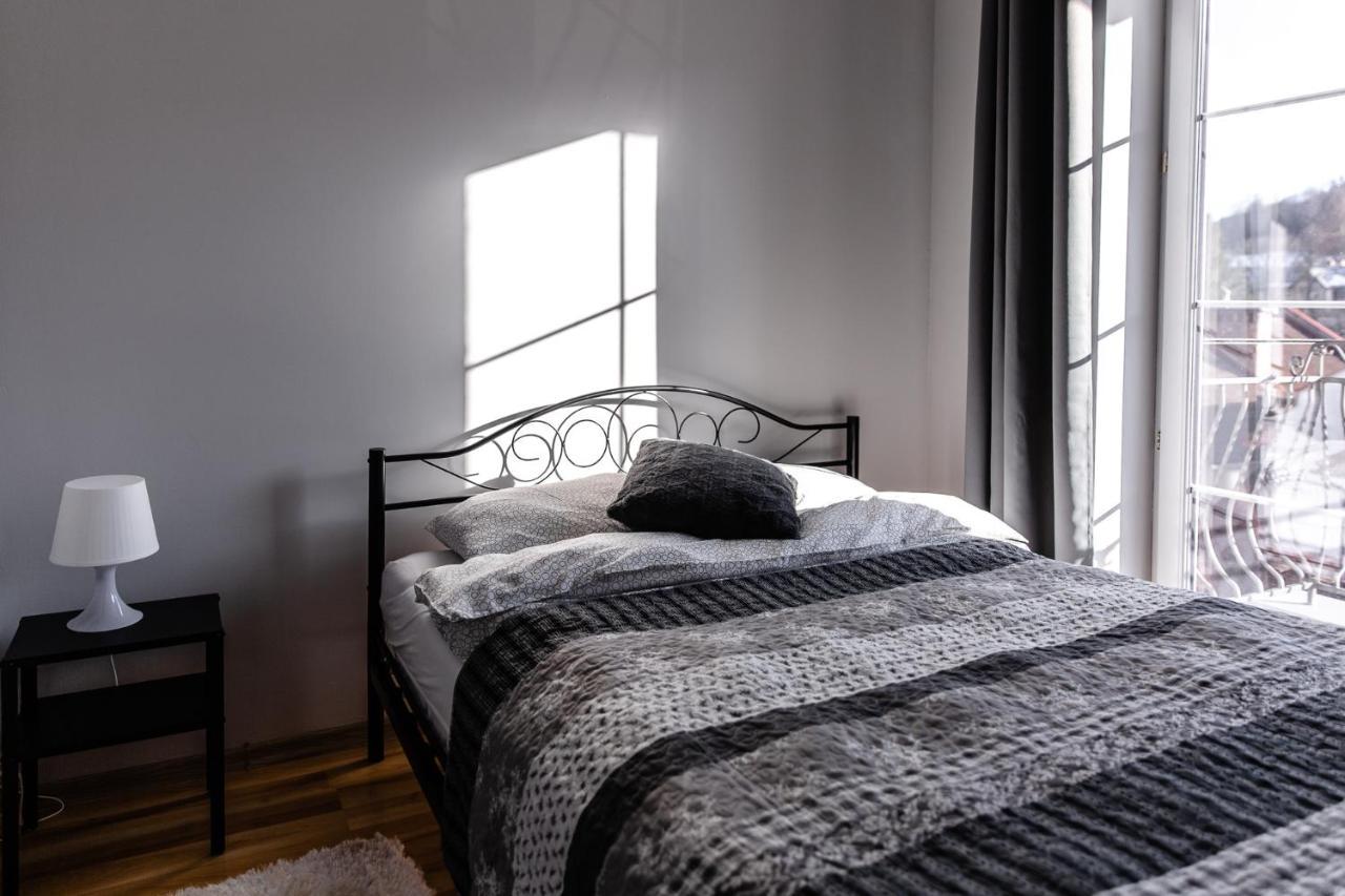 Apartament Szczesliwy Ustrzyki Dolne Extérieur photo