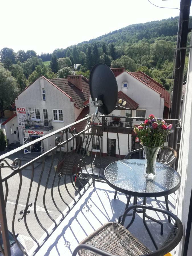 Apartament Szczesliwy Ustrzyki Dolne Extérieur photo